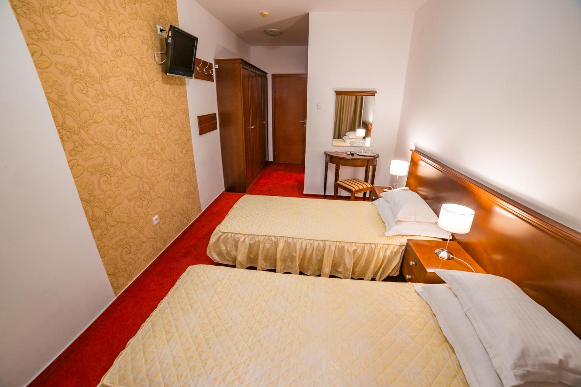 Hotel San Terme Лакташи Номер фото