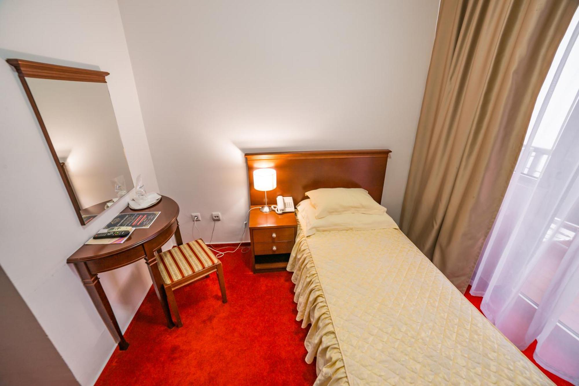 Hotel San Terme Лакташи Номер фото